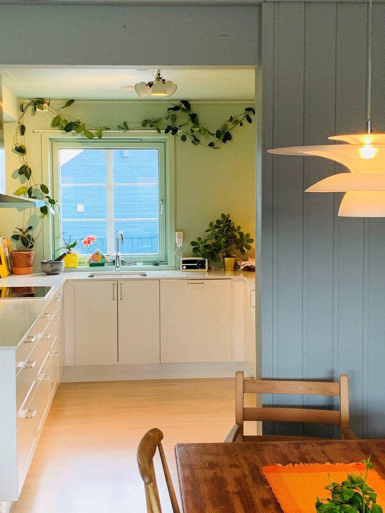 Po-maling-kjøkken-2-happyhomes-2.jpg-forminsket